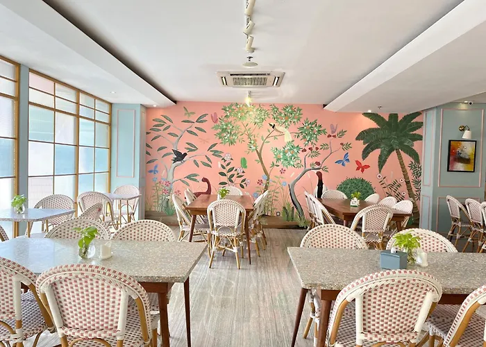 Verse Luxe Hotel Wahid Hasyim Jakarta